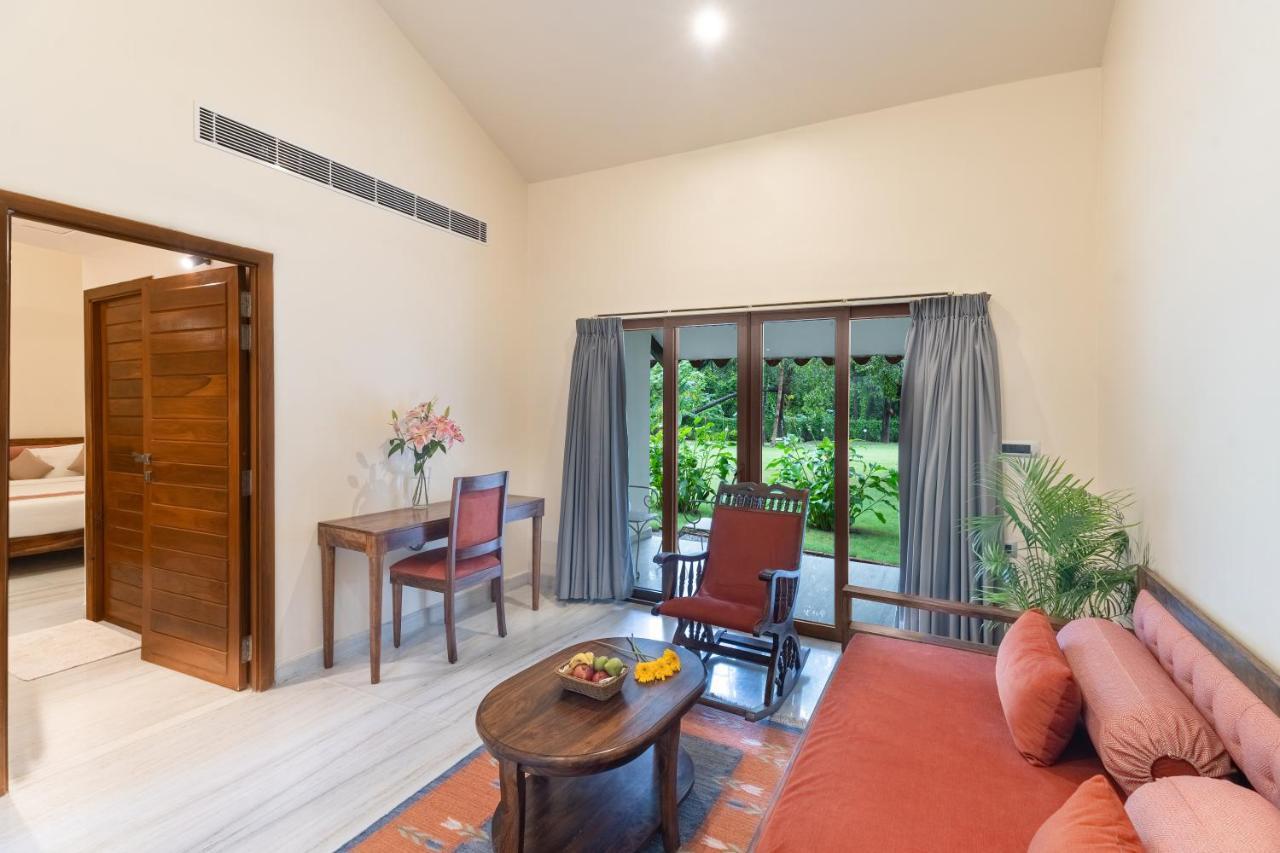 Aranya Vilas - A Nature Resort Udaipur Exterior foto
